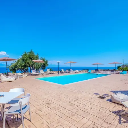 Hilltop Residences * Kalamaki (Messinia)