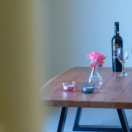 公寓 Hilltop Residences *