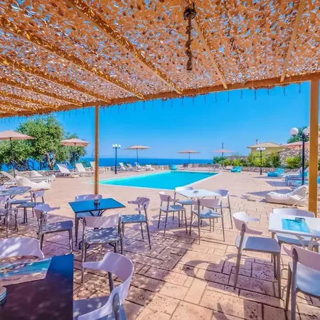 Hilltop Residences * Kalamaki (Messinia)