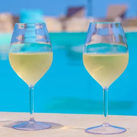 Hilltop Residences 公寓 *